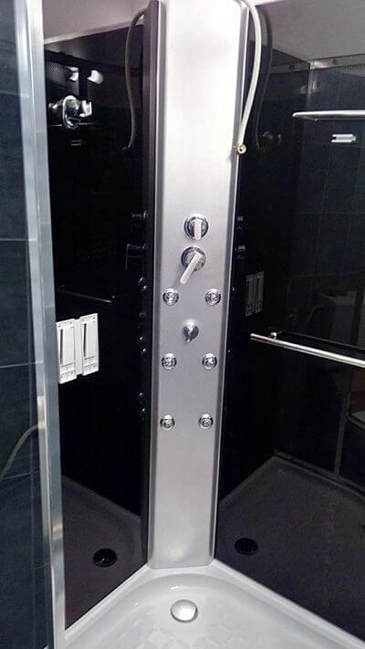 Cabină duş vedere în interior