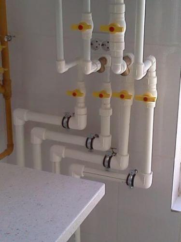 Legături centrală de apartament cu ţevi din PPR